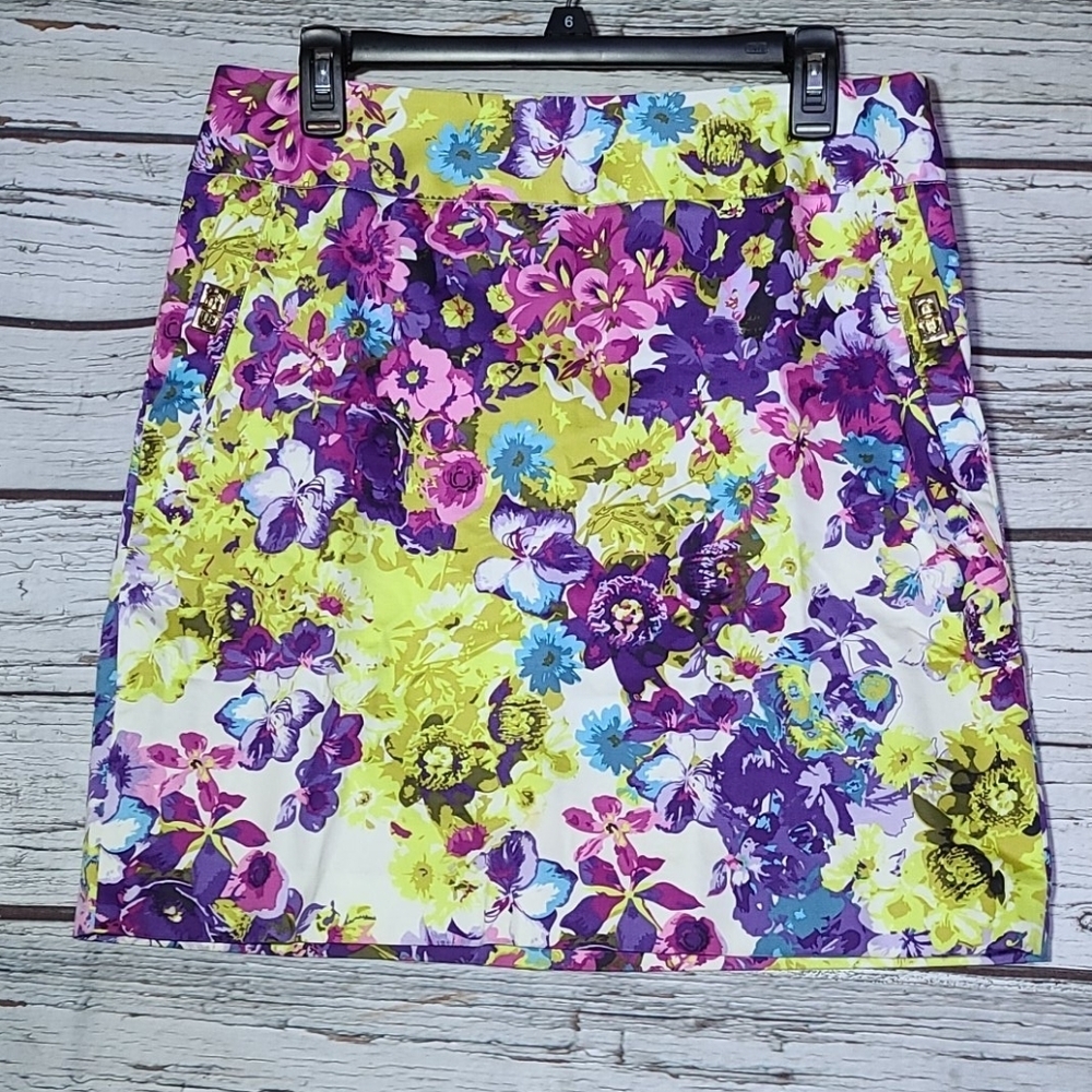 Vintage Adrienne Vittadini floral pencil skirt 10